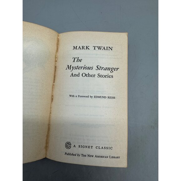 The Mysterious Stranger And Other Stories By Mark Twain 1968 Paperback Book READ - Picture 5 of 6